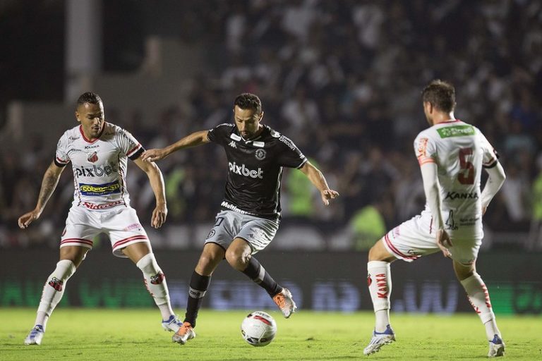 Vasco arranca empate do Ituano e permanece na vice-liderança da Série B