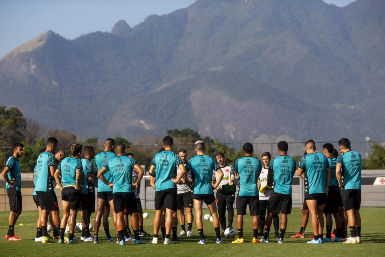 Vasco começa reformulação no elenco e rescinde com Isaque