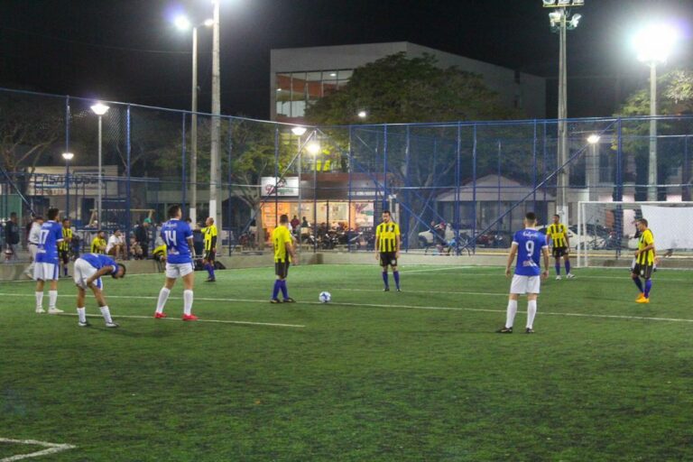 Abertura da Copa de Fut7 é marcada por muitos gols em Linhares