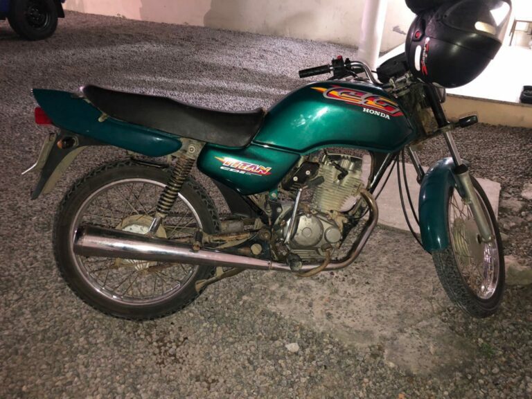 Agentes da GCM recuperam motocicleta com restrição de furto/roubo no Centro