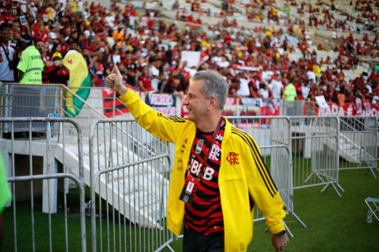 Flamengo procura terreno para estádio com capacidade para mais de 100 mil pessoas