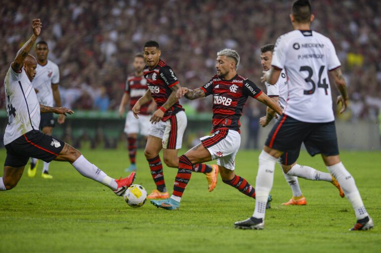 Flamengo x Athletico-PR: veja informações e prováveis escalações da partida pelo Brasileirão