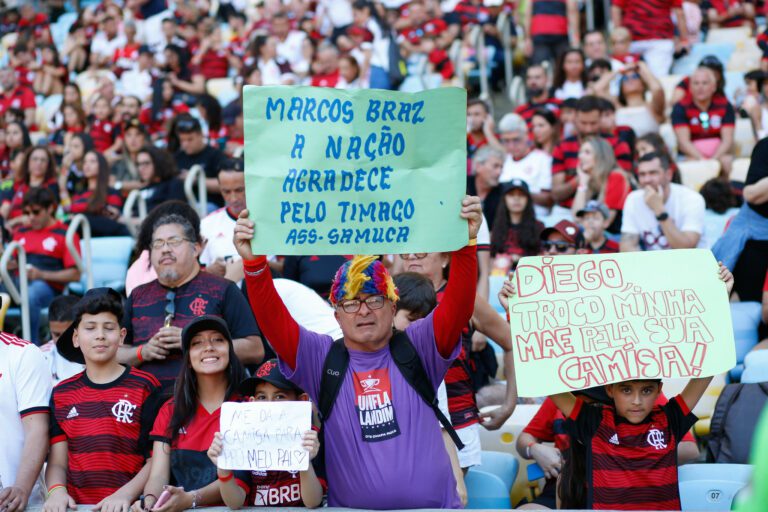 Torcedores do Flamengo se animam com postagem de Marcos Braz