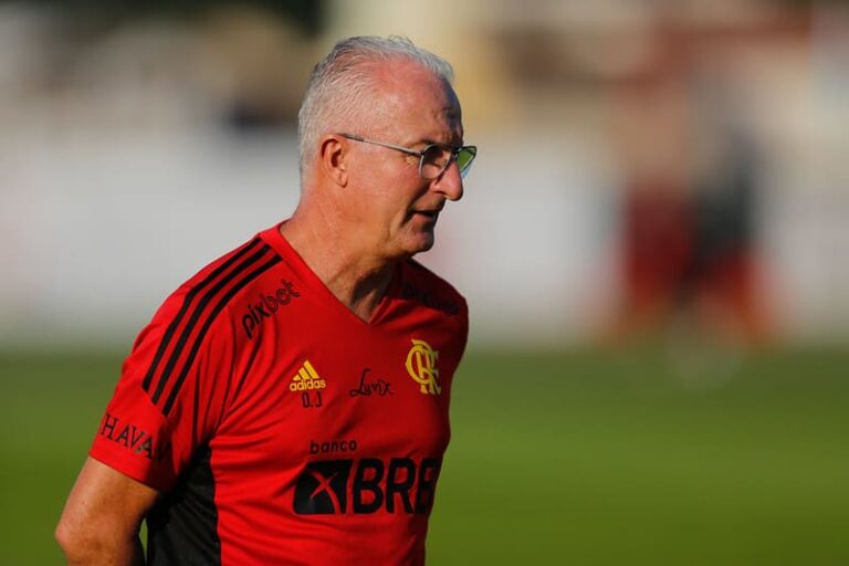 Veja a provável escalação do Flamengo contra o Vélez