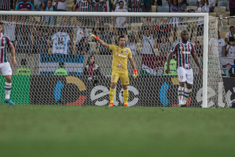 Fábio minimiza tropeço do Fluminense na Copa do Brasil: “Só depende de nós”