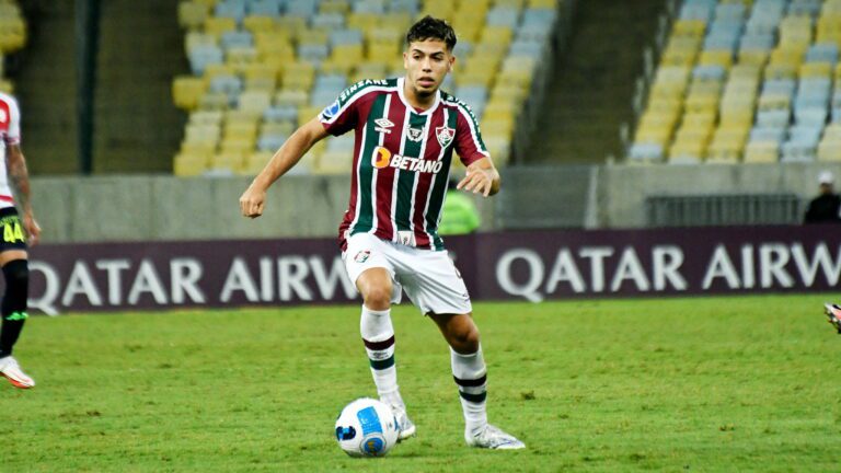 Internacional recebe proposta de time da Bulgária por Nonato, emprestado ao Fluminense
