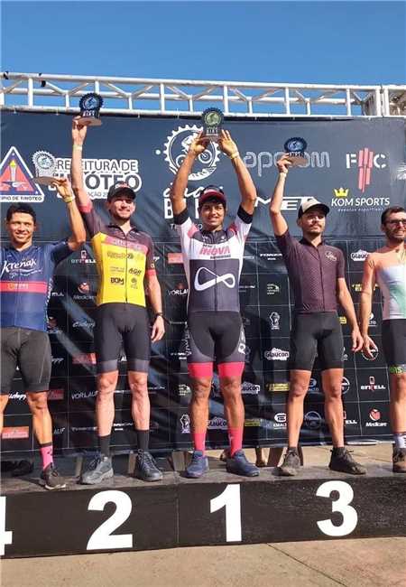 ATLETA DE ITAPEMIRIM É CAMPEÃO EM PROVA DE CICLISMO NO ESTADO DE MINAS GERAIS 