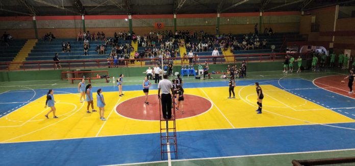 Secretaria de Esporte realizou a grande final de Voleibol e Handebol