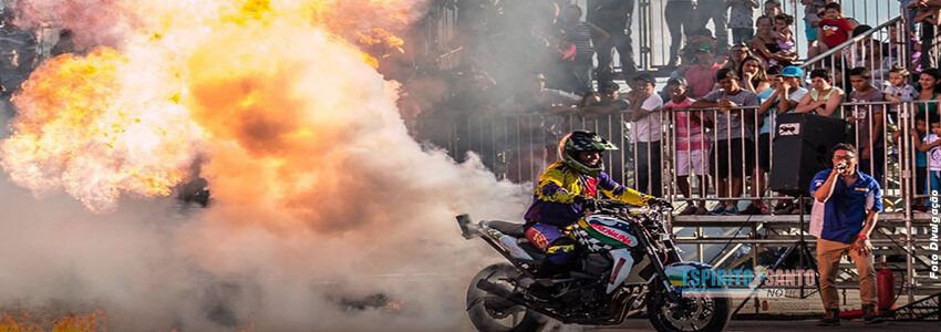 MOTO WHEELING: SHOW DE ACROBACIAS E MANOBRAS RADICAIS SOBRE DUAS RODAS PROMETE ADRENALIZAR O PÚBLICO NA EXPOSAMA