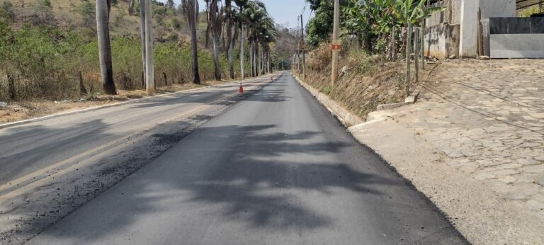 Obras de recapeamento no perímetro  urbano de Barra de São Francisco chegam à reta da Vila Landinha