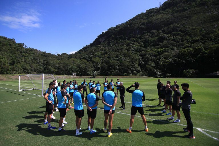 Botafogo tem sete atletas em fim de contrato