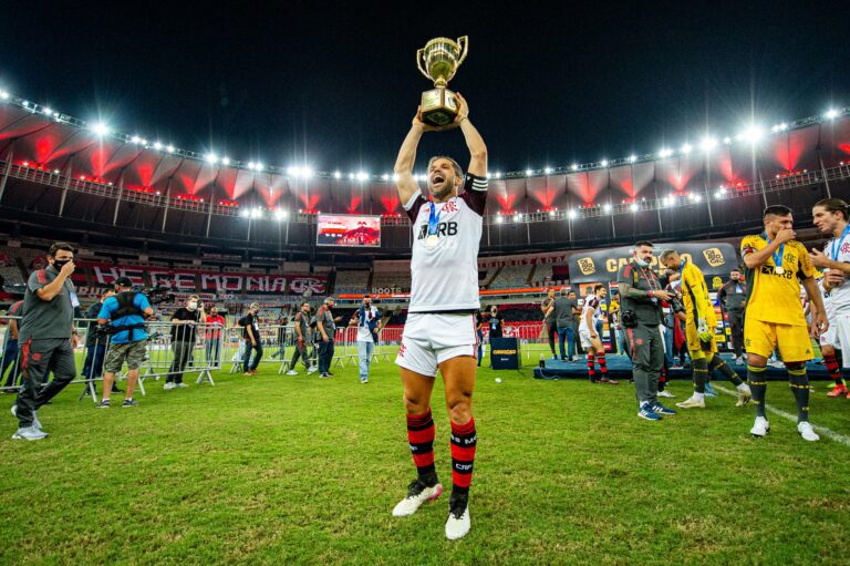 Diego pode encerrar ciclo no Flamengo com título inédito da Copa do Brasil: “Motivação enorme”