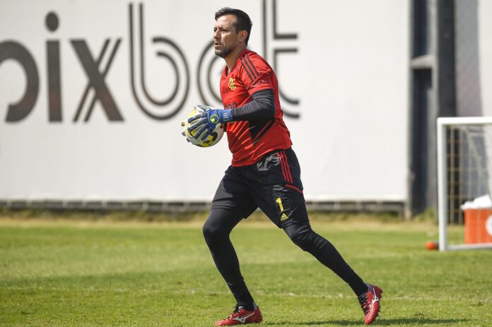 Flamengo não vai tentar segurar Diego Alves, procurado pelo Internacional