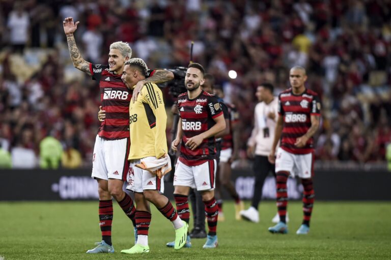 Flamengo pode ser o primeiro campeão invicto da Libertadores após Corinthians de 2012