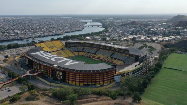 Flamengo sugere troca do local da final da Libertadores