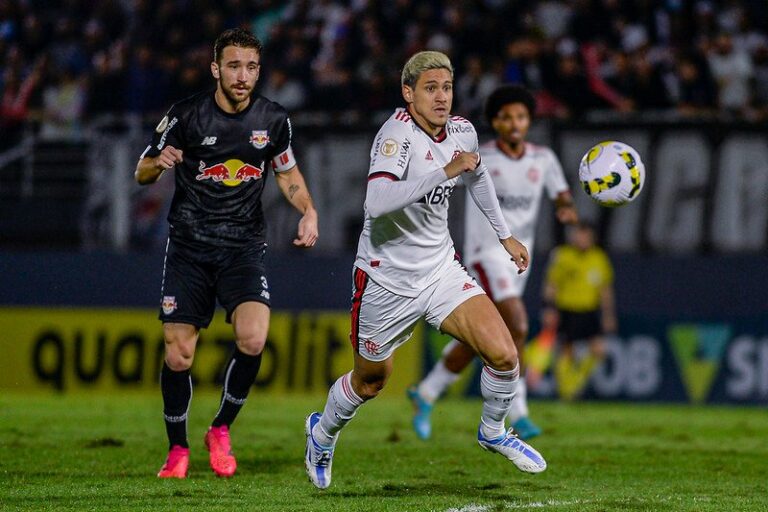 Flamengo x Red Bull Bragantino: veja informações e prováveis escalações do jogo pelo Brasileirão