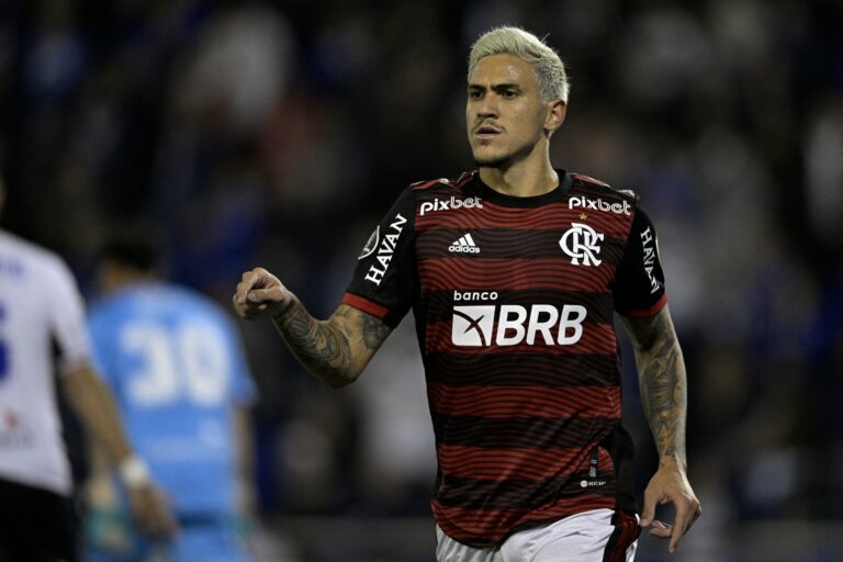 Pedro vibra com goleada do Flamengo na semifinal da Libertadores, mas diz que “não tem nada ganho”