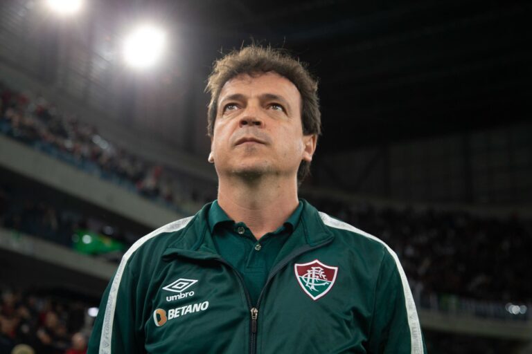 Diniz afirma não ter sido procurado pela Seleção e garante: “Penso só no Fluminense”