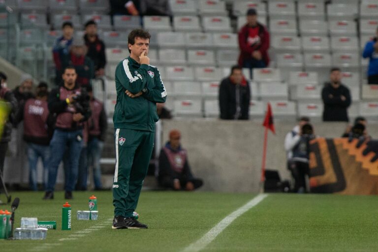 Fluminense liga sinal de alerta com erros dos últimos jogos
