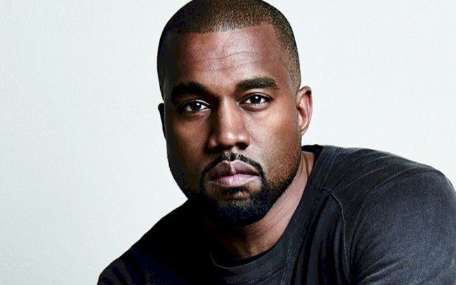 Kanye West diz que teve sua família destruída pelo vício em pornografia