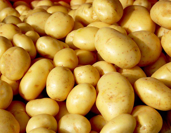 Pesquisa do Procon: batata inglesa, maçã e café em pó continuam com preços altos nos supermercados de Linhares