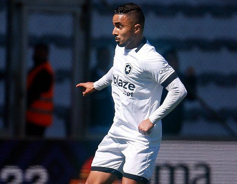 Rafael passa por cirurgia no Botafogo e inicia recuperação