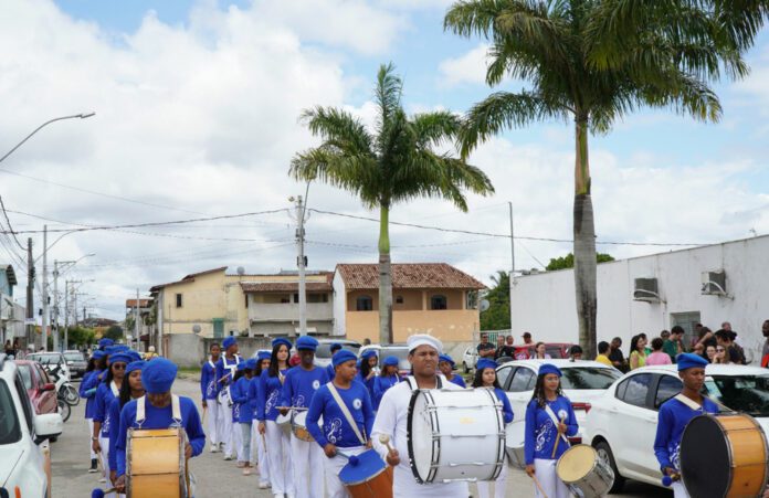 DANIEL SANTANA CONFIRMA BANDAS MARCIAIS EM ESCOLAS DA REDE COMO ATIVIDADE PEDAGÓGICA DURANTE TODO O ANO LETIVO EM 2023