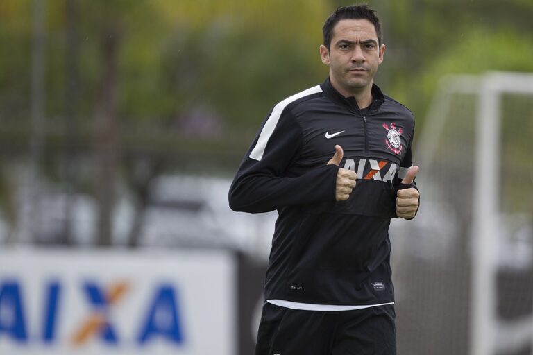 Chicão declara para quem vai torcer entre Flamengo e Corinthians: “Coração fala mais alto”