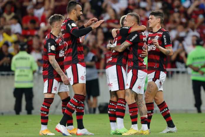 Fabrício Bruno valoriza vitória do Flamengo contra o Atlético-MG