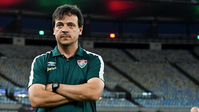 Diretoria do Fluminense mira renovação de Fernando Diniz