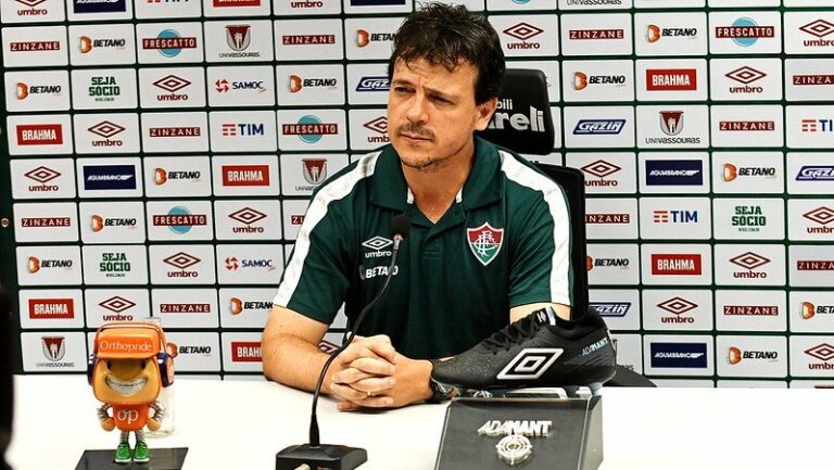 ​​​​​​​Fernando Diniz não alivia e aponta falta de postura do Fluminense em derrota