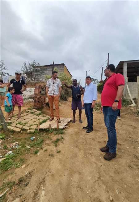 PREFEITURA DE ITAPEMIRIM VAI PAVIMENTAR RUAS EM JOACIMA EM GRAÚNA