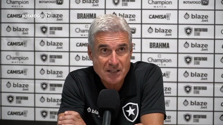 Luís Castro fala sobre quantidade de lesões no Botafogo