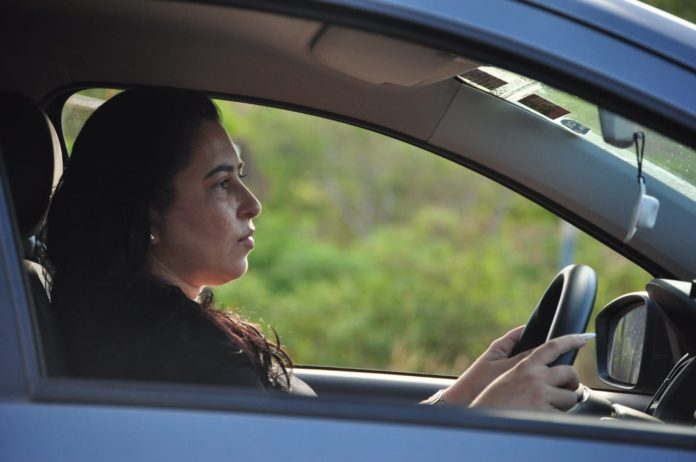 Prefeitura de Nova Venécia contrata primeira mulher motorista na história da administração