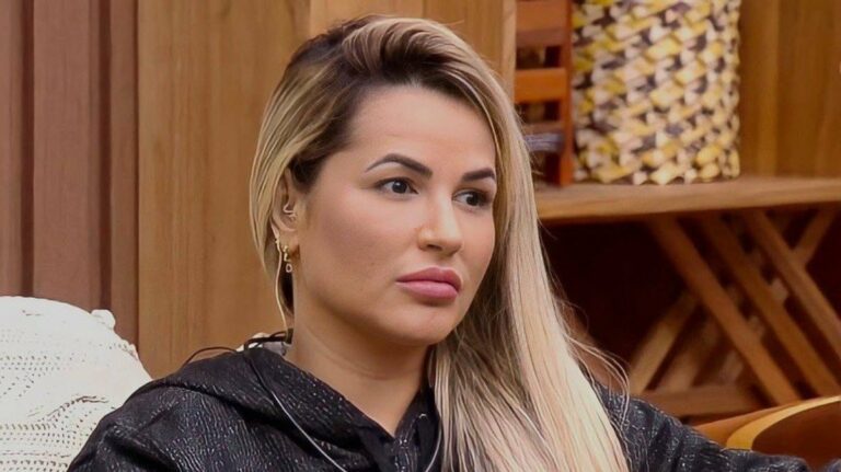 Deolane Bezerra citou nome de patrocinador do reality e gerou confusão na web