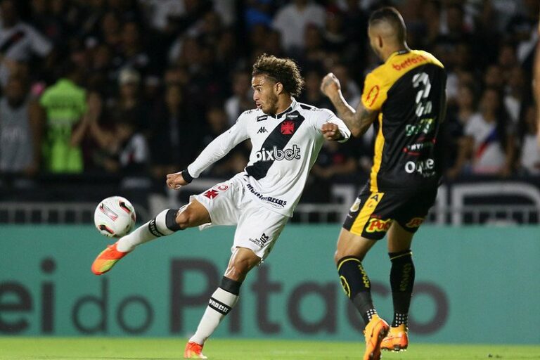 Vasco vence o Novorizontino por 3 a 0 e dá mais um passo rumo ao acesso na Série B