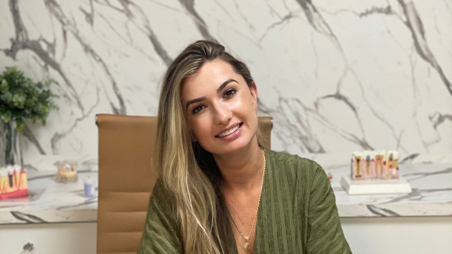 Aline da Silveira Verboski, operadora de mais de 11 unidades da OdontoCompany em Curitiba Aline da Silveira Verboski, operadora de mais de 11 unidades da OdontoCompany em Curitiba