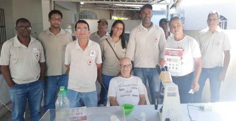 Combate ao mosquito transmissor da dengue teve mobilização na feira livre de Barra de São Francisco