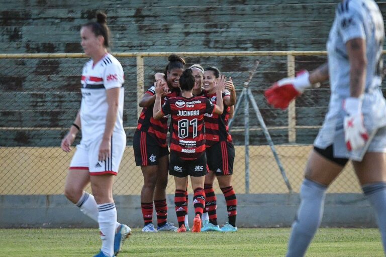 Flamengo vence São Paulo e se aproxima da final da Brasil Ladies Cup