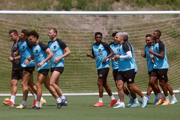 No Carioca, Botafogo jogará primeiros clássicos contra Vasco e Fluminense com o time B