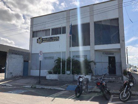 Polícia Civil prende suspeita de tráfico de drogas em Linhares
