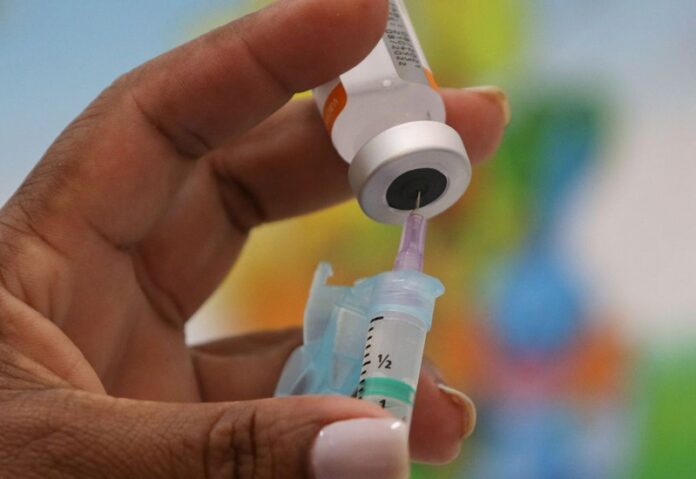 COVID-19: SAÚDE DIVULGA NOVO HORÁRIO DE VACINAÇÃO DAS CRIANÇAS