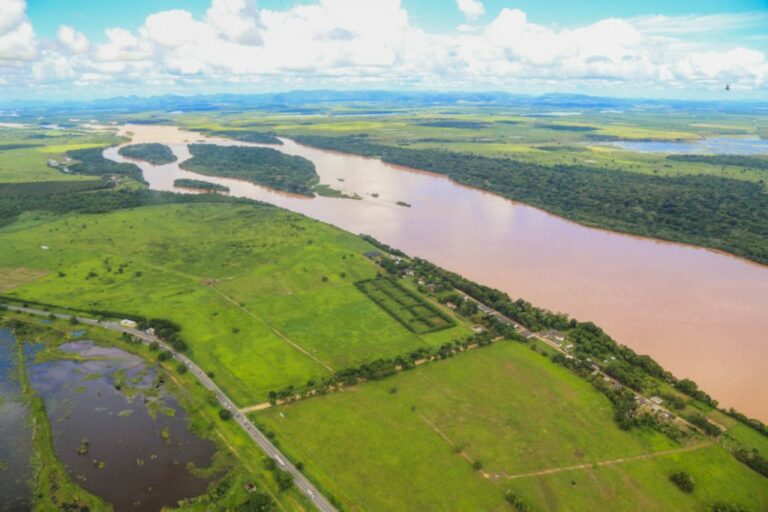 Chuvas: nível do rio Doce recua a 2,85 e famílias retornam para casa   		