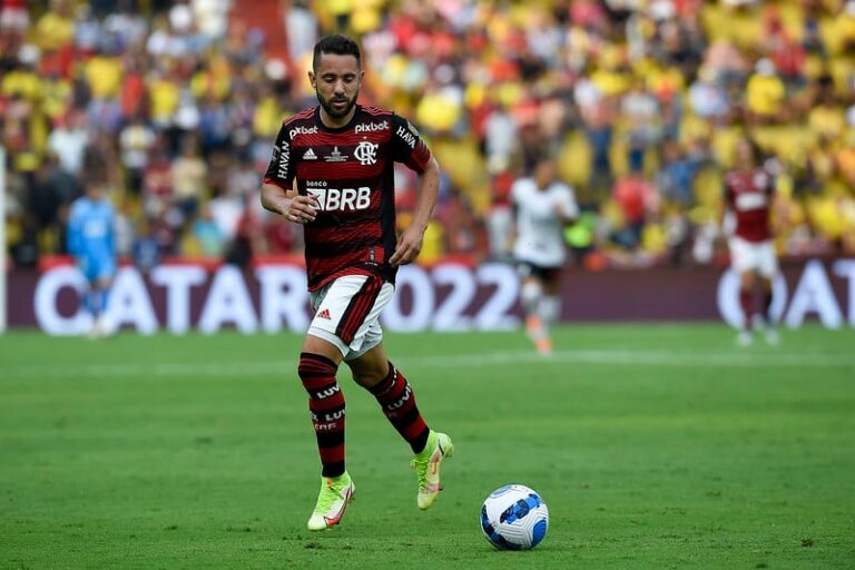 Everton Ribeiro projeta temporada do Flamengo sob comando de Vítor Pereira