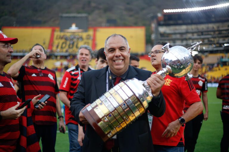 Marcos Braz vê Vítor Pereira “bem encaminhado” no Flamengo