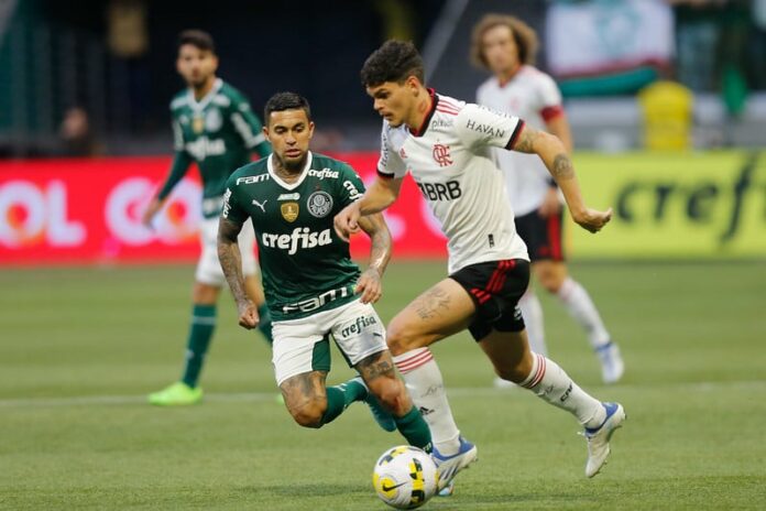 Flamengo acerta contratação definitiva de Ayrton Lucas - Foto: Gilvan de Souza/Flamengo