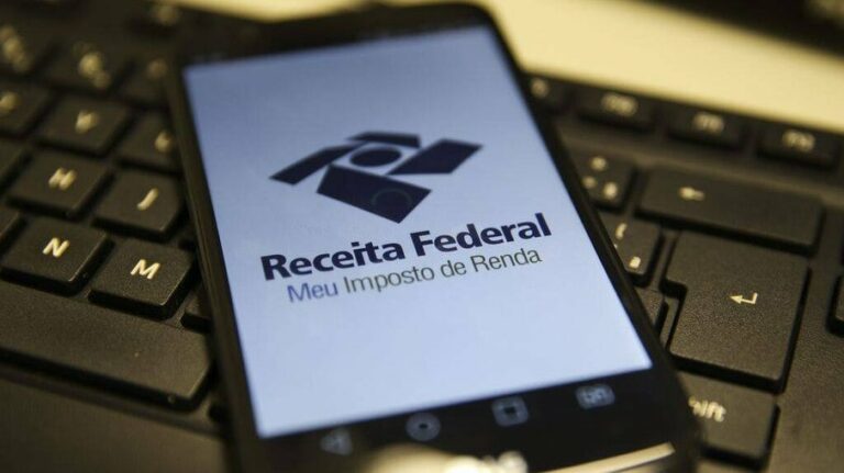 Receita Federal muda regras sobre entrada de dinheiro no país; entenda