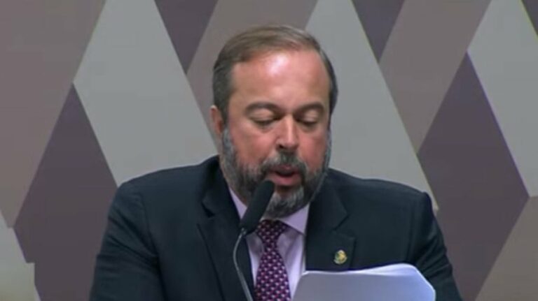 Alexandre Silveira será ministro de Minas e Energia