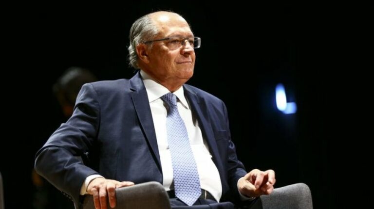 Geraldo Alckmin afirmou que reforma tributária deve sair ainda neste ano
