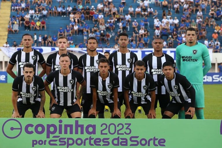 Botafogo perde para o Bragantino e se despede da Copinha